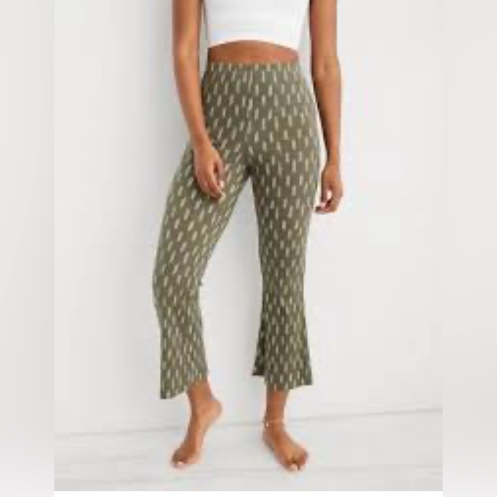 Aerie Sage Green Wide Leg Pants Medium Boho Coastal Cottagecore Lounge Chic